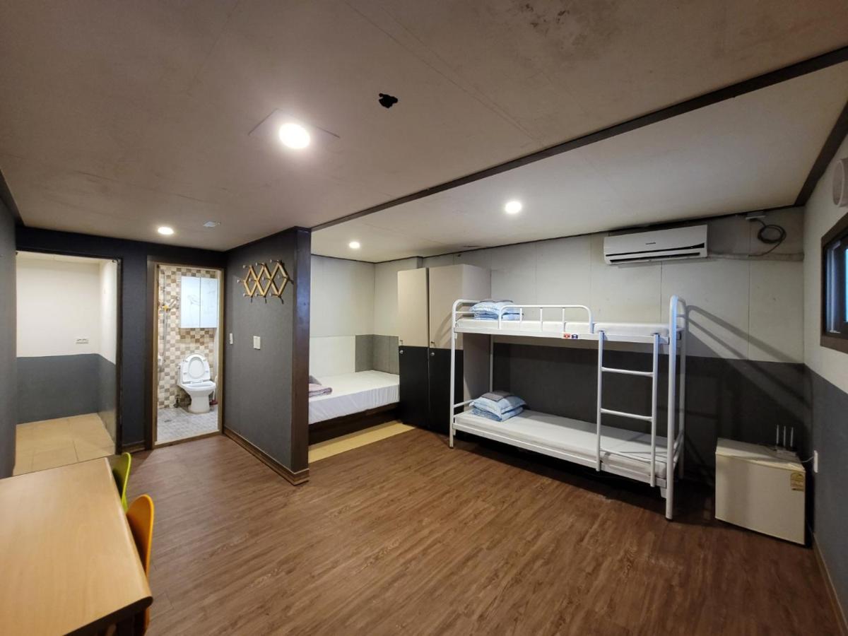 Hotel Saipan Well House Habitación foto